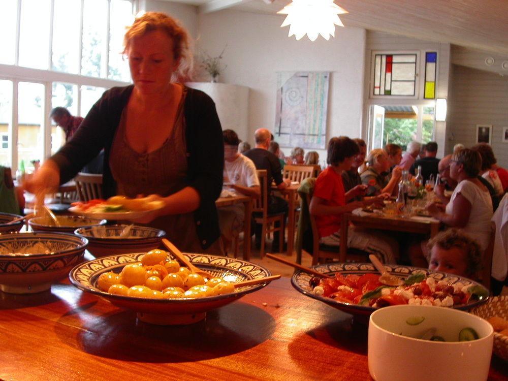 Hostel Ihre Gard Ire Esterno foto